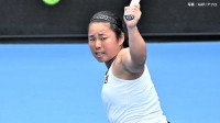 世界ランク1位 上地結衣 3年連続の決勝進出！5年ぶり全豪制覇に王手、第1セットは苦戦もストレート勝ち【全豪オープンテニス】