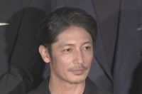 【 玉木宏 】　初共演の竹野内豊は　「すごくニュートラルな方」　エアコン微調整エピソードを披露