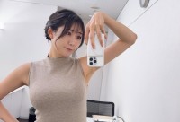 【 穂川果音 】　私服ショットを公開　「デニムがゆるっとしたシルエットなのでちょっと通気性が良くて夏でも着こなせる〜」