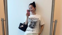 【 ねこ 】松島花さんの私服と小物は「猫だらけ」　愛猫の「ごろりんTシャツ作りたいな」　フォロワー反応「作りますか」「作りましょう」「買います」