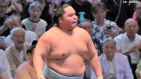 琴勝峰が初V　安青錦を突き落としで下す　自己最長の10連勝で13勝目！混戦の場所制す【大相撲名古屋場所】