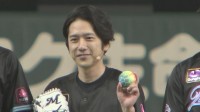 【二宮和也】ファーストピッチで見事な投球披露も「すごく良い球投げてたって書いてください」取材陣に謙虚にペコリ