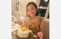 【 安達祐実 】　４４歳の誕生日　「『おめでとう！』と幸せそうに笑ってくれる人たちに、生まれてきてくれてありがとう、と思う」