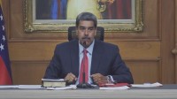 ベネズエラ大統領 自身の権限を強化する法令署名　米との有事備え