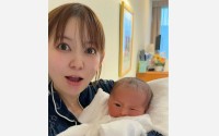【 中川翔子 】 「双子がふたりでオーケストラみたいに号泣！」　現況明かす　「むくみについて。ピークからマイナス9キロくらい」「パンパン足」