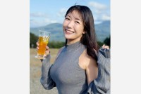 【 穂川果音 】 「トレーラーハウスに宿泊してきたよー」　オフショット公開　サウナも堪能　「ちょっと遠出して妙高高原へ」