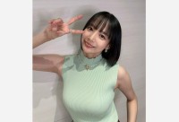 【役満ボディ】　岡田紗佳　「色ほぼ木」　番組出演時の衣装を紹介