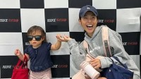 【岡副麻希】「ふらっとサーキットに立ち寄れる御殿場市民最高だね！」富士スピードウェイのハロウィンイベントを娘と満喫