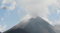インドネシアの火山で2日連続で大規模な噴火　噴煙は高度1万メートルに