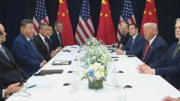 【速報】トランプ大統領と習近平国家主席の首脳会談始まる　立ったまま握手、撮影に応じる