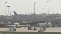 トランプ大統領　航空管制官に職場に戻るよう呼びかけ「減給」の脅しも　政府機関の一部閉鎖で無給が続く中…