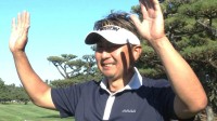40歳 塚田よおすけ 9年ぶり2勝目！「いい9年間だった」優勝を決める一打に「手が震えなくて済む 誰かOKくれないかな」と冗談も