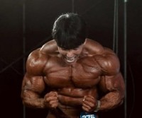 【 横川尚隆 】　肉体美を披露　「本気の雄叫びとガッツポーズなんて何年もしてなかったな〜」　ファン反響　「超美しくて荒々しい」「たまらん　最強の筋肉」