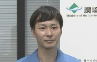 【 ごみ清掃芸人 】 「ワイヤレスイヤホンはリチウムイオン電池が使われていて、発火の恐れがあります」 【 マシンガンズ滝沢 】