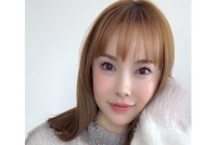 【 上原さくら 】　一家全員インフルエンザA型に感染　「私は昨日朝から全く動けない」「元気なの犬くんだけ」