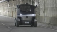 自動物流道路の実証実験公開　トンネル内を400メートル走行　国が東京・大阪間想定し2030年代の実用化目指す