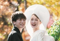 【 藤井サチ 】　結婚式の写真を公開　夫も「ちゃっかり初顔出し」　２ショットで笑顔　７月に結婚報告