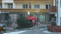 スイス　スキーリゾートのバーで爆発 数十人死亡、100人ほど負傷 「テロの可能性低い」と発表も爆発原因は不明