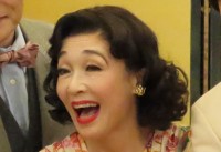 【 キムラ緑子 】　三越本店で歌い走る　「みなさん買い物しまくってください」　全力で舞台アピール