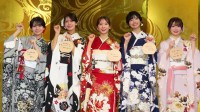 【 乃木坂46 】菅原咲月、五百城茉央、奥田いろは、愛宕心響、瀬戸口心月が乃木神社で成人式