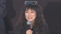 【 余貴美子 】妹役・友近との漫才シーンは〝当日打合せのみで『成仏』生きた心地がしませんでした〟