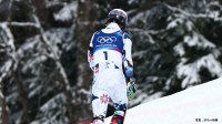 スティック投げ捨て、怒り爆発！ 1回目トップのノルウェー選手、1人雪原に消える【ミラノ五輪・アルペン回転】