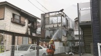 「住宅から火が…」横浜市保土ケ谷区の住宅で火事　焼け跡から性別不明の遺体発見　連絡の取れない30代男性か　身元の確認進める