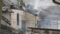 群馬・富岡市の住宅1棟が全焼した火事　焼け跡から発見の遺体はこの家に住む80代夫婦と判明