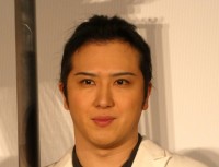 【 尾上松也 】　ＷＢＣ準々決勝の試合経過にソワソワ　〝巻いてもらっていいですか〟　東京03・角田にたしなめられる　〝仕事中ですよ（笑）〟