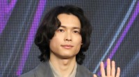 【 松村北斗 】　柳楽優弥の芝居に　「嫉妬が止まらない」　朝は四股踏みで絆深める
