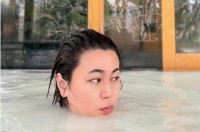 【 氷川きよし 】　温泉でリラックス　「心身ともにパワーチャージフルMAX」「大好きな場所」
