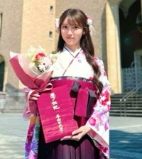 【 乃木坂46・黒見明香 】　早稲田大学を卒業し「社会人一年制のスポーツ科学学術院へ進学」「文系から理系へと学部を変え」