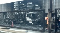 常磐自動車道でトラック1台全焼　けが人なし　埼玉・三郷市