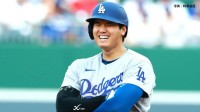 大谷翔平 第4打席に内野安打で53試合連続出塁！アジア出身選手新記録達成、球団記録2位タイに浮上