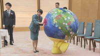 高市総理が「トゥンクトゥンク」とハイタッチ　横浜の国際園芸博覧会名誉会長に就任へ　「GREEN×EXPO 2027」主催者ら表敬