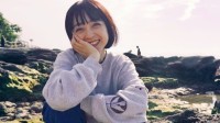 【 安達祐実 】水辺にビーサンでキラキラ笑顔「息抜きできたかな？」　フォロワー反応「この写真に癒された」連休の過ごし方集まる