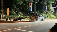 相模原市緑区でオートバイと乗用車の事故 死亡したオートバイの男性の身元判明 乗用車の運転手が車を残して現場から逃走 ひき逃げ事件として行方追う 神奈川県警