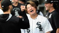 村上宗隆 快音なしもチームは今季2度目の4連勝！ついに勝率5割、3年連続100敗チームが“転生” 卒のない野球でロイヤルズに勝利