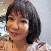 【 堀ちえみ 】 「右下のインプラント、装着完了！」「次回から右上のインプラントや、傷んだ歯の治療がスタートします」「負担が解消されると嬉しい」