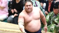 小結・若隆景 優勝決定戦で25場所ぶり2度目のV 2022年春場所以来、史上3番目のブランク優勝 2横綱2大関不在の混戦制す
