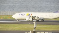 スカイマーク機が羽田空港に緊急着陸　けが人なし　タイヤにトラブル　C滑走路は午後7時半すぎに運用再開