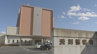 助けようと運転手代わるもさらに事故　倒れた女性さらにひかれて重体　ほか2人重傷　群馬・渋川市のスーパー駐車場