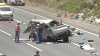 「道路に投げ出され意識がない」東北道で事故　貨物自動車が大破し2人搬送 運転手が心肺停止　鹿沼－宇都宮インター間で通行止め