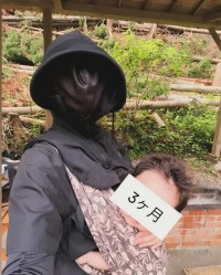 【鈴木あきえ】「完全体となりました。日曜日の私です。」衝撃の写真に「養蜂場の女将だ！」「イカゲームみたい」と大反響
