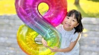 【 ののちゃん 】村方乃々佳さん　8歳の誕生日を報告　将来の夢は「助産師さんになりたい！」