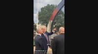 トランプ大統領　「永久に撤去しないかも」　ホワイトハウスで建設中の格闘技大会用設備