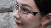 【 村重杏奈 】眼鏡にネイビートップスで知的シック「言葉遣い品質向上委員会」フォロワー称賛「スタイル最高級品」