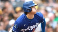 大谷翔平、2戦連発13号＆全4打席出塁も“左膝の炎症”で途中交代　先発ロブレスキーも負傷　ド軍アクシデント相次ぐも辛勝
