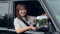 【 新山千春 】愛車『トヨタ・ランドクルーザー70』への思い「これからの人生の相棒として」「おもいっきりランクルと共に楽しんでいきたいと思っています。」