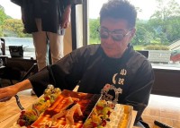 【小沢仁志】64歳の誕生日を報告　「これからも戦い続けます」「今年は初モノが増えそうな予感」